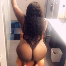   Thickgirl
