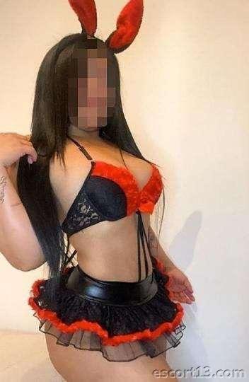 Erika  Yuma 9517581489
